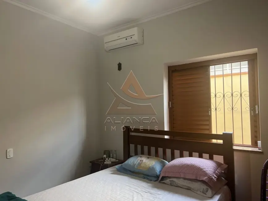 Casa com 3 quartos à venda, 228m2 em Sumarezinho, Ribeirao Preto - SP - imagem 8 Foto 8 de Casa com 3 quartos à venda, 228m2 em Sumarezinho, Ribeirao Preto - SP