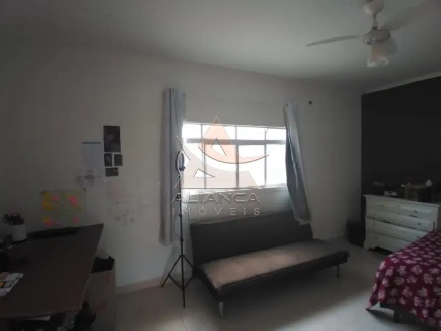 Foto 2 de Casa com 3 quartos à venda, 137m2 em Vila Maria Luiza, Ribeirao Preto - SP