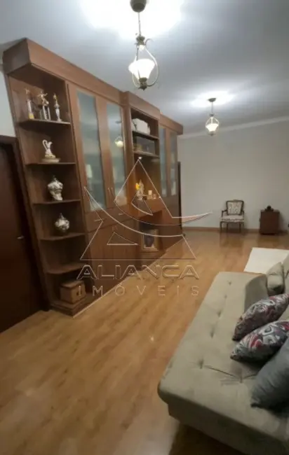 Casa com 3 quartos à venda, 200m2 em Jardim Itaú, Ribeirao Preto - SP - imagem 8 Foto 8 de Casa com 3 quartos à venda, 200m2 em Jardim Itaú, Ribeirao Preto - SP