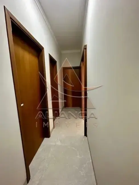 Casa de Condomínio com 3 quartos à venda, 162m2 em Ribeirao Preto - SP - imagem 3 Foto 3 de Casa de Condomínio com 3 quartos à venda, 162m2 em Ribeirao Preto - SP