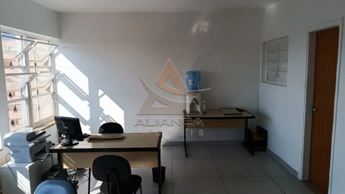 Sala Comercial à venda, 32m2 em Centro, Ribeirao Preto - SP - imagem 4 Foto 4 de Sala Comercial à venda, 32m2 em Centro, Ribeirao Preto - SP