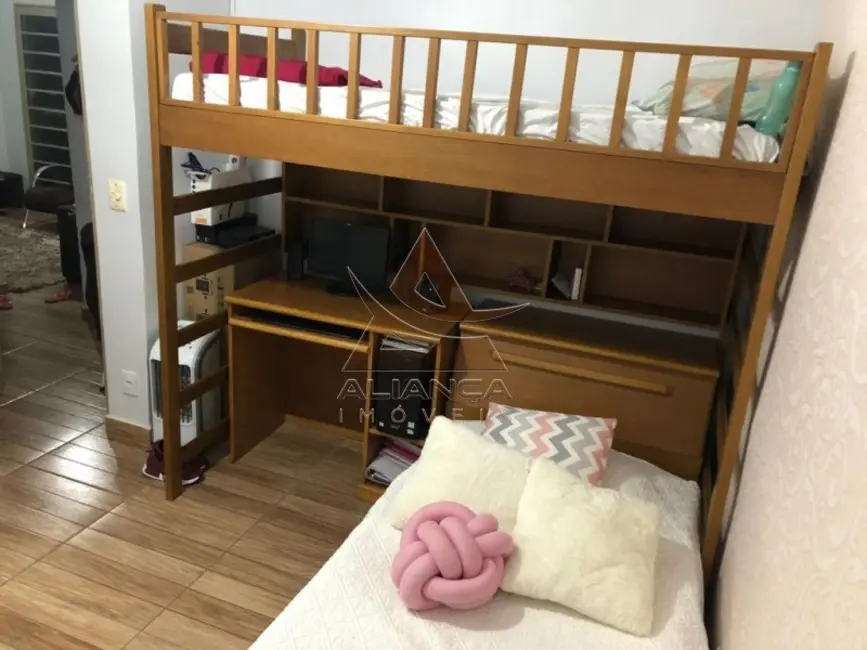 Casa com 3 quartos à venda, 96m2 em Jardim Manoel Penna, Ribeirao Preto - SP - imagem 4 Foto 4 de Casa com 3 quartos à venda, 96m2 em Jardim Manoel Penna, Ribeirao Preto - SP