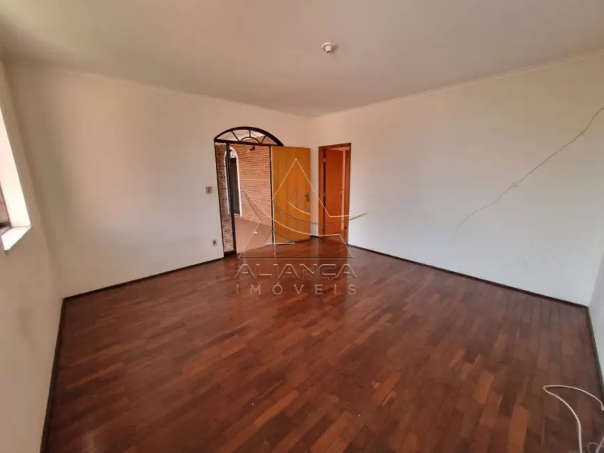 Casa com 3 quartos à venda, 174m2 em Ribeirao Preto - SP - imagem 3 Foto 3 de Casa com 3 quartos à venda, 174m2 em Ribeirao Preto - SP