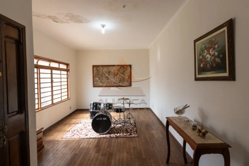 Casa com 4 quartos à venda, 175m2 em Jardim São Luiz, Ribeirao Preto - SP - imagem 5 Foto 5 de Casa com 4 quartos à venda, 175m2 em Jardim São Luiz, Ribeirao Preto - SP