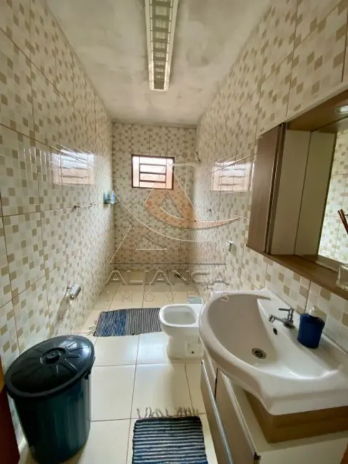 Casa com 3 quartos à venda, 127m2 em Jardinopolis - SP - imagem 4 Foto 4 de Casa com 3 quartos à venda, 127m2 em Jardinopolis - SP