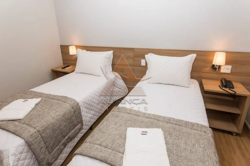 Foto 3 de Apartamento com 1 quarto à venda, 27m2 em Jardim Califórnia, Ribeirao Preto - SP