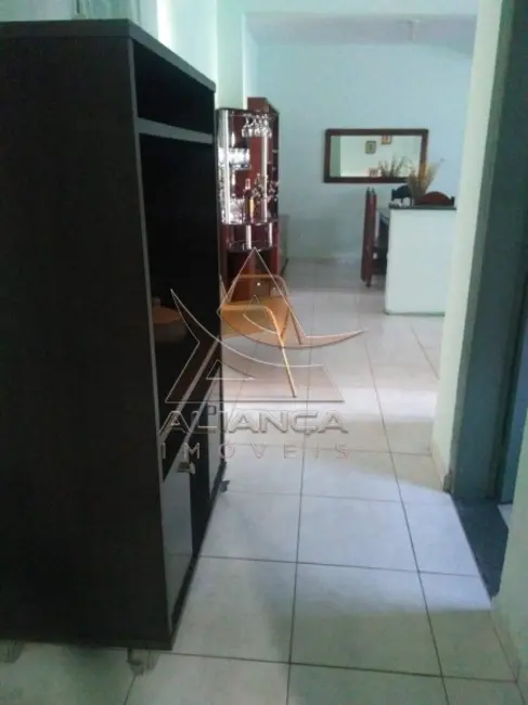 Casa com 4 quartos à venda, 146m2 em Vila Amélia, Ribeirao Preto - SP - imagem 5 Foto 5 de Casa com 4 quartos à venda, 146m2 em Vila Amélia, Ribeirao Preto - SP