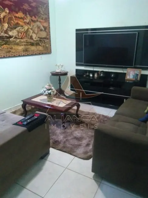 Casa com 4 quartos à venda, 146m2 em Vila Amélia, Ribeirao Preto - SP - imagem 4 Foto 4 de Casa com 4 quartos à venda, 146m2 em Vila Amélia, Ribeirao Preto - SP