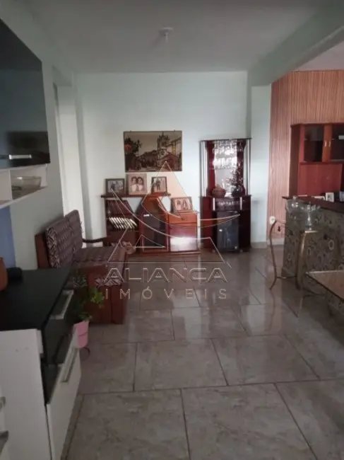 Casa com 4 quartos à venda, 146m2 em Vila Amélia, Ribeirao Preto - SP - imagem 2 Foto 2 de Casa com 4 quartos à venda, 146m2 em Vila Amélia, Ribeirao Preto - SP