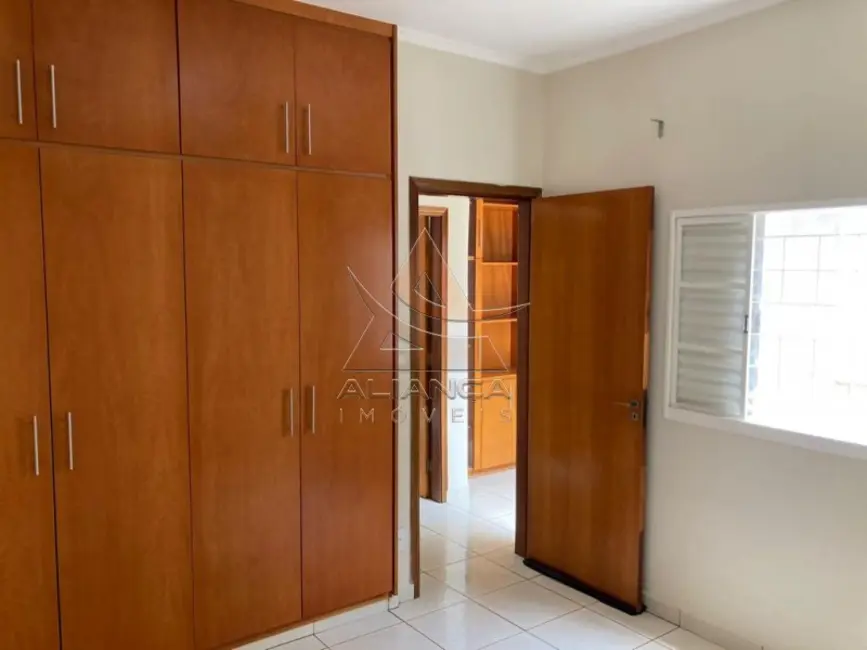 Foto 2 de Casa com 3 quartos à venda, 166m2 em Jardim Paiva, Ribeirao Preto - SP