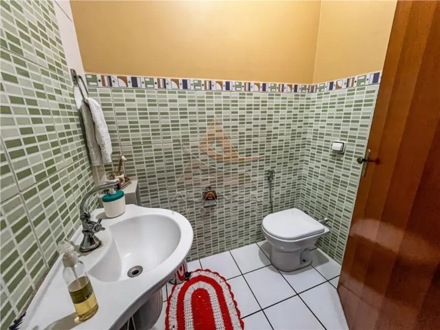 Foto 8 de Casa com 3 quartos à venda, 236m2 em Ribeirao Preto - SP