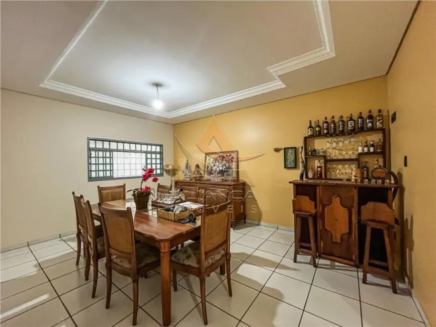 Foto 2 de Casa com 3 quartos à venda, 236m2 em Ribeirao Preto - SP