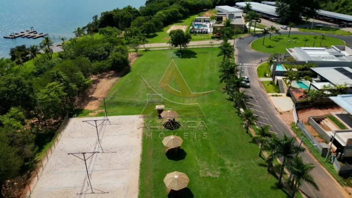 Foto 8 de Casa com 7 quartos à venda, 550m2 em Rifaina - SP