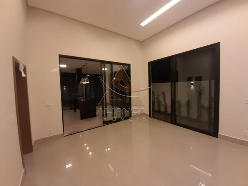 Casa de Condomínio com 3 quartos à venda, 157m2 em Ribeirao Preto - SP - imagem 5 Foto 5 de Casa de Condomínio com 3 quartos à venda, 157m2 em Ribeirao Preto - SP