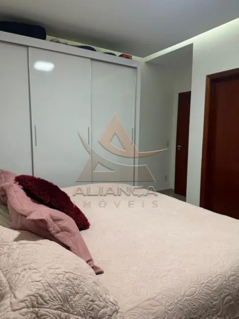 Casa com 4 quartos à venda, 300m2 em Ribeirao Preto - SP - imagem 8 Foto 8 de Casa com 4 quartos à venda, 300m2 em Ribeirao Preto - SP