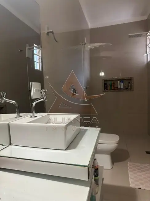Casa com 4 quartos à venda, 300m2 em Ribeirao Preto - SP - imagem 9 Foto 9 de Casa com 4 quartos à venda, 300m2 em Ribeirao Preto - SP
