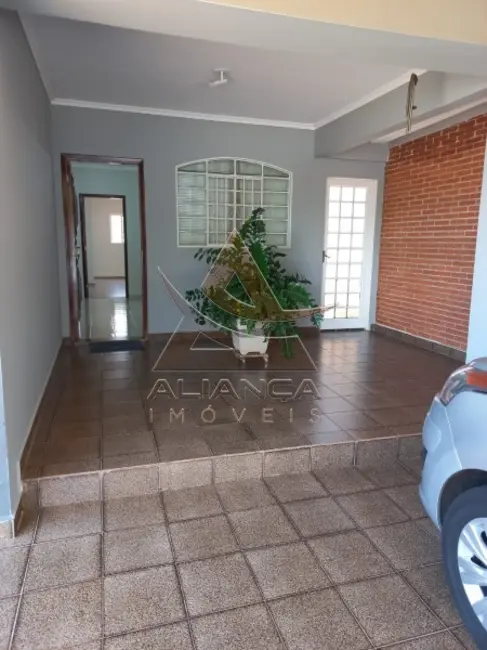 Foto 2 de Casa com 3 quartos à venda, 198m2 em Ribeirao Preto - SP
