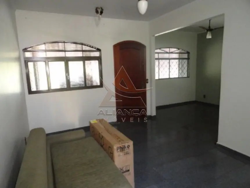 Foto 2 de Casa com 4 quartos à venda, 152m2 em Jardim Irajá, Ribeirao Preto - SP