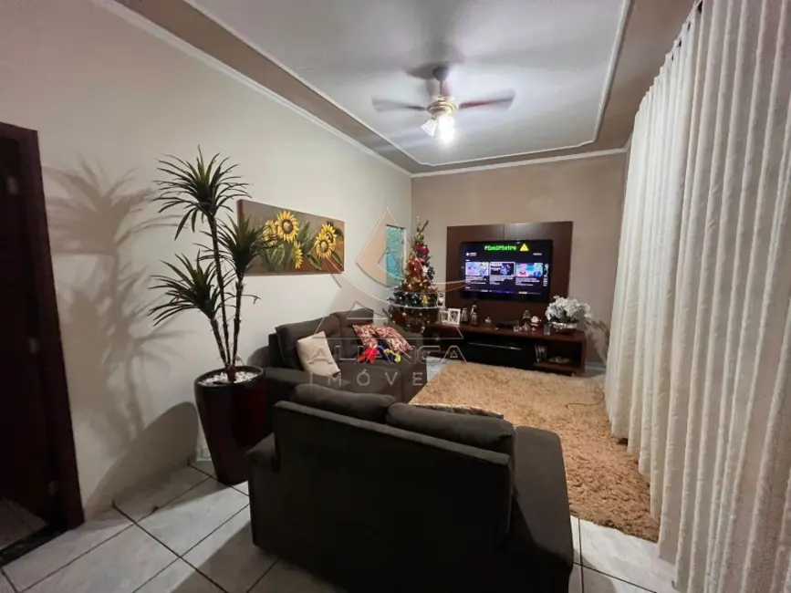 Foto 2 de Casa com 3 quartos à venda, 157m2 em Ribeirao Preto - SP