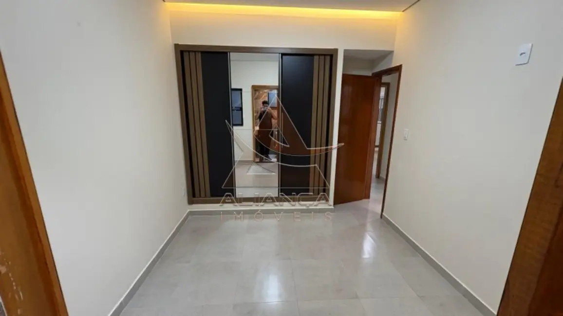 Casa com 2 quartos à venda em Jardim Diva Tarlá de Carvalho, Ribeirao Preto - SP - imagem 5 Foto 5 de Casa com 2 quartos à venda em Jardim Diva Tarlá de Carvalho, Ribeirao Preto - SP