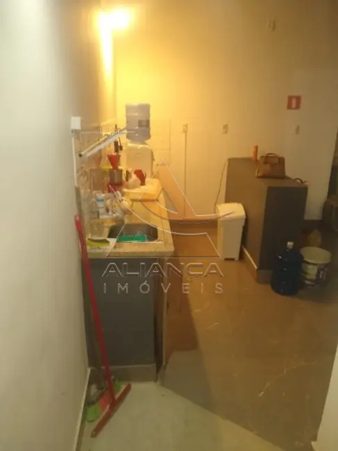 Sala Comercial com 2 quartos à venda, 252m2 em Vila Seixas, Ribeirao Preto - SP - imagem 8 Foto 8 de Sala Comercial com 2 quartos à venda, 252m2 em Vila Seixas, Ribeirao Preto - SP