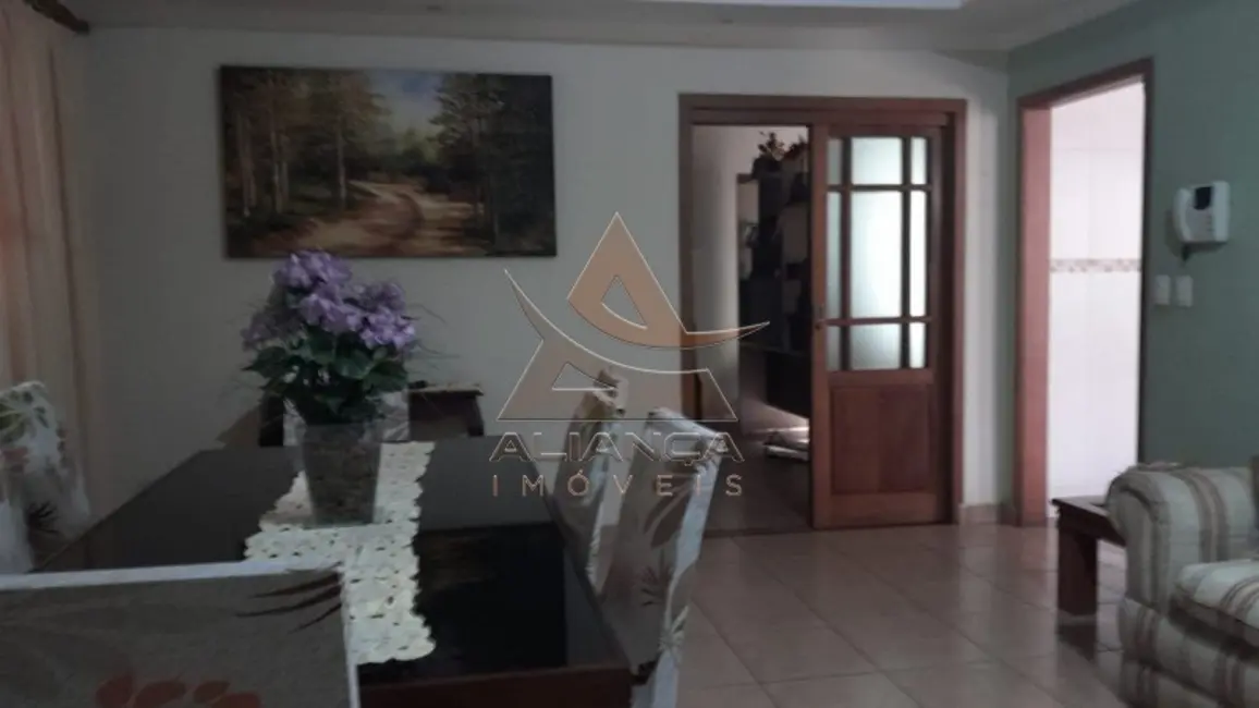 Foto 2 de Casa com 3 quartos à venda, 205m2 em Ipiranga, Ribeirao Preto - SP
