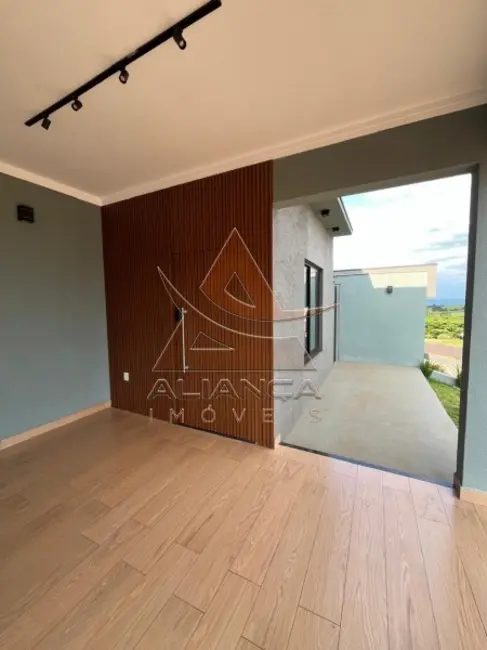 Foto 3 de Casa de Condomínio com 3 quartos à venda, 130m2 em Cravinhos - SP