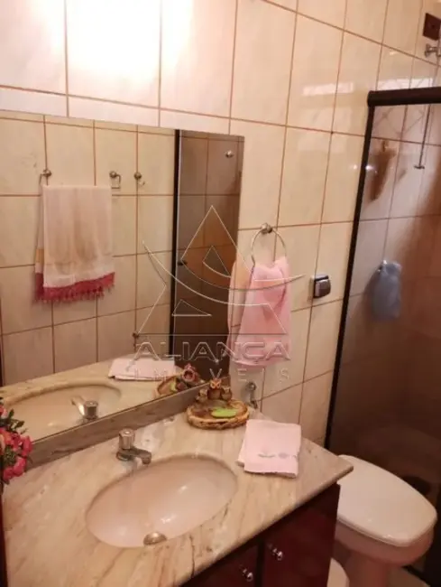 Foto 9 de Casa com 3 quartos à venda, 175m2 em Vila Maria Luiza, Ribeirao Preto - SP