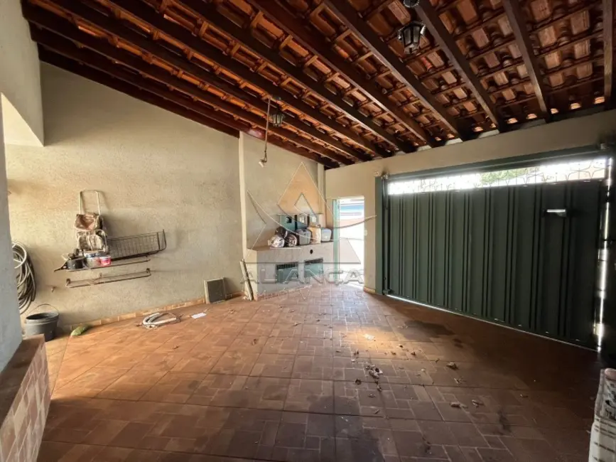 Casa com 3 quartos à venda, 172m2 em Campos Elíseos, Ribeirao Preto - SP - imagem 1 Foto 1 de Casa com 3 quartos à venda, 172m2 em Campos Elíseos, Ribeirao Preto - SP