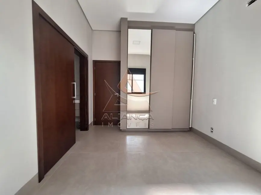 Casa de Condomínio com 4 quartos à venda, 200m2 em Vila do Golf, Ribeirao Preto - SP - imagem 4 Foto 4 de Casa de Condomínio com 4 quartos à venda, 200m2 em Vila do Golf, Ribeirao Preto - SP