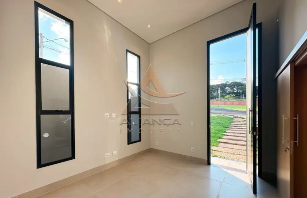 Casa de Condomínio com 3 quartos à venda, 153m2 em Ribeirao Preto - SP - imagem 5 Foto 5 de Casa de Condomínio com 3 quartos à venda, 153m2 em Ribeirao Preto - SP
