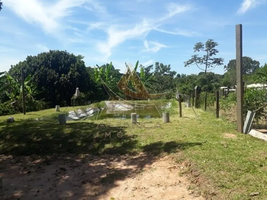 Foto 11 de Chácara à venda em Cajuru - SP