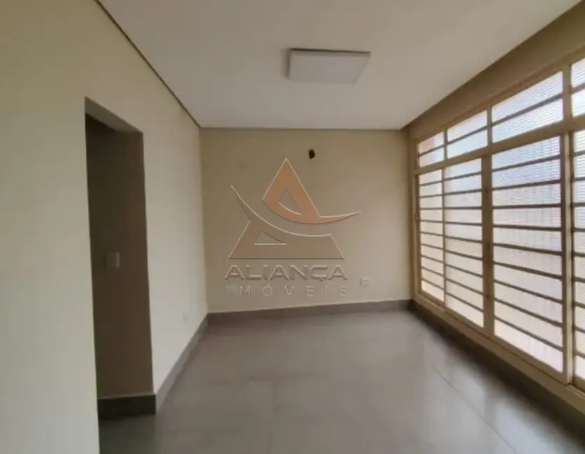 Sala Comercial para alugar, 345m2 em Jardim Macedo, Ribeirao Preto - SP - imagem 3 Foto 3 de Sala Comercial para alugar, 345m2 em Jardim Macedo, Ribeirao Preto - SP