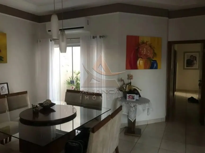 Casa com 3 quartos à venda, 185m2 em Ribeirao Preto - SP - imagem 3 Foto 3 de Casa com 3 quartos à venda, 185m2 em Ribeirao Preto - SP