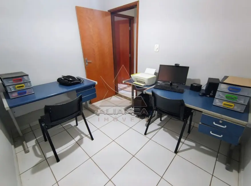 Casa com 3 quartos à venda, 156m2 em Jardim José Sampaio Júnior, Ribeirao Preto - SP - imagem 4 Foto 4 de Casa com 3 quartos à venda, 156m2 em Jardim José Sampaio Júnior, Ribeirao Preto - SP