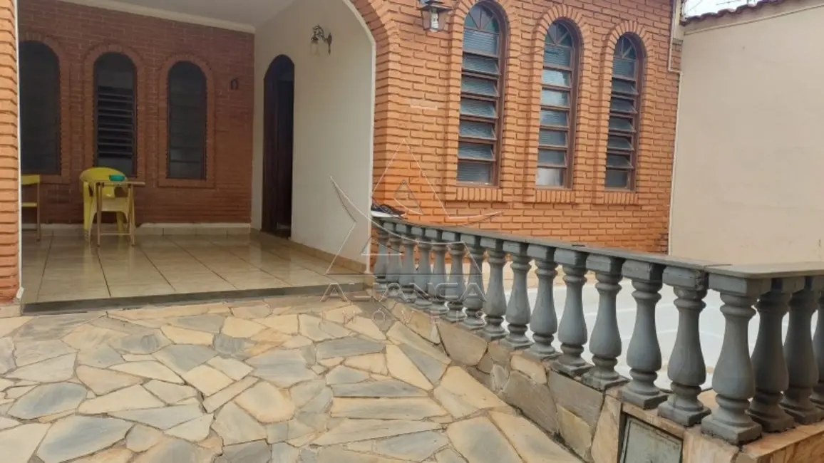 Casa com 3 quartos à venda, 208m2 em Jardim Paulistano, Ribeirao Preto - SP - imagem 2 Foto 2 de Casa com 3 quartos à venda, 208m2 em Jardim Paulistano, Ribeirao Preto - SP
