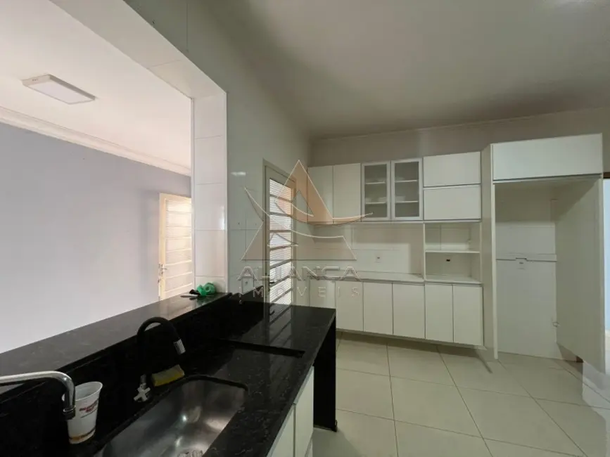 Casa com 2 quartos para alugar, 255m2 em Jardim Mosteiro, Ribeirao Preto - SP - imagem 2 Foto 2 de Casa com 2 quartos para alugar, 255m2 em Jardim Mosteiro, Ribeirao Preto - SP