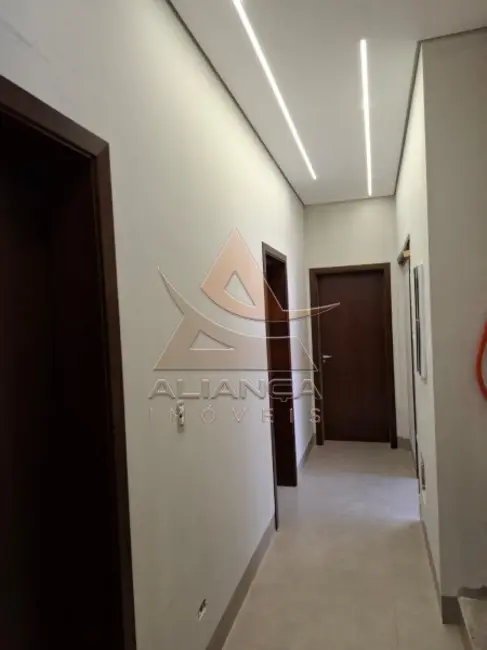 Casa de Condomínio com 4 quartos à venda, 200m2 em Vila do Golf, Ribeirao Preto - SP - imagem 4 Foto 4 de Casa de Condomínio com 4 quartos à venda, 200m2 em Vila do Golf, Ribeirao Preto - SP