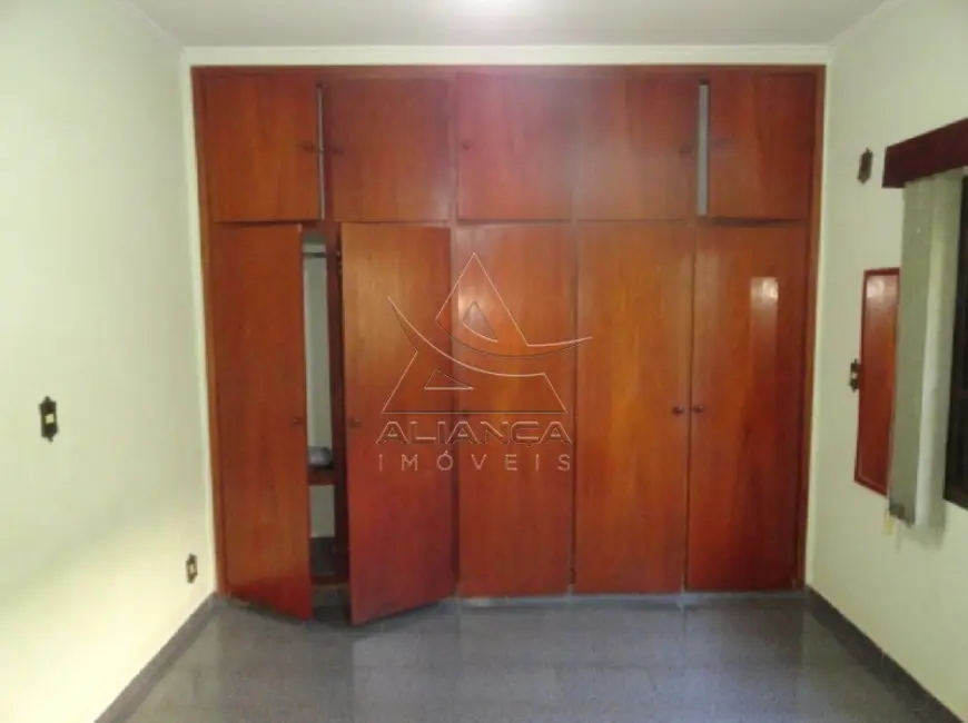 Casa com 4 quartos à venda, 261m2 em Jardim Irajá, Ribeirao Preto - SP - imagem 7 Foto 7 de Casa com 4 quartos à venda, 261m2 em Jardim Irajá, Ribeirao Preto - SP