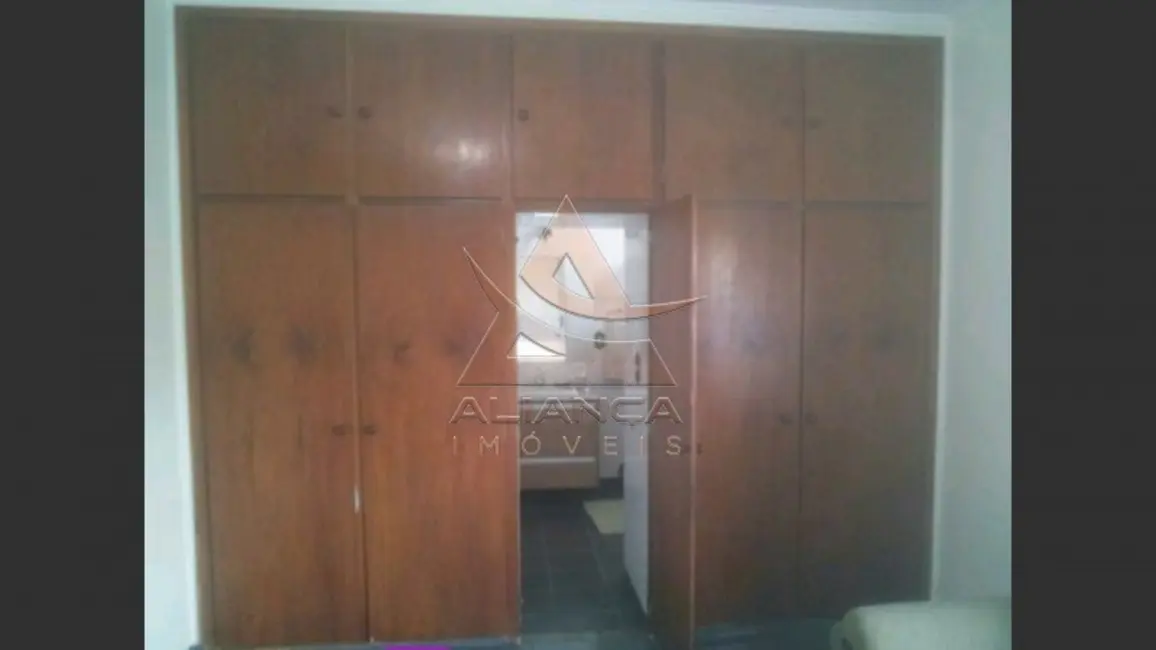 Casa com 4 quartos à venda, 261m2 em Jardim Irajá, Ribeirao Preto - SP - imagem 8 Foto 8 de Casa com 4 quartos à venda, 261m2 em Jardim Irajá, Ribeirao Preto - SP