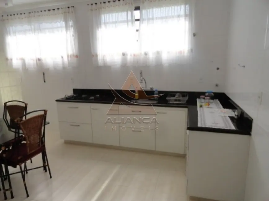 Casa com 4 quartos à venda, 261m2 em Jardim Irajá, Ribeirao Preto - SP - imagem 5 Foto 5 de Casa com 4 quartos à venda, 261m2 em Jardim Irajá, Ribeirao Preto - SP