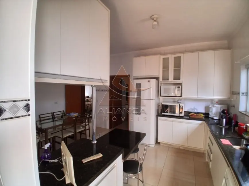 Foto 8 de Casa de Condomínio com 4 quartos à venda, 210m2 em Ribeirao Preto - SP