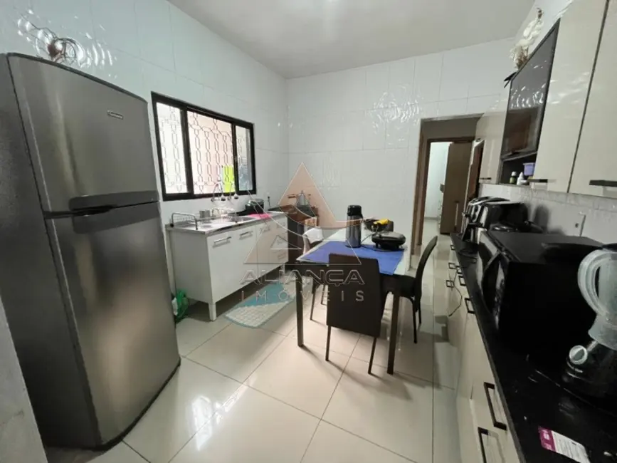 Foto 8 de Casa com 4 quartos à venda, 189m2 em Vila Tibério, Ribeirao Preto - SP