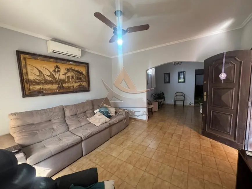 Foto 2 de Casa com 3 quartos à venda, 158m2 em Ribeirao Preto - SP