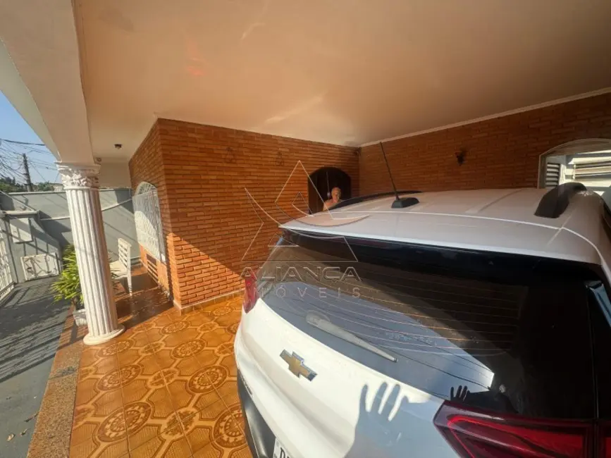 Foto 1 de Casa com 3 quartos à venda, 158m2 em Ribeirao Preto - SP