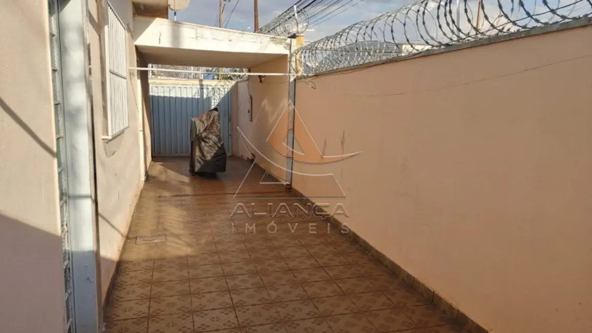 Casa com 3 quartos à venda, 134m2 em Campos Elíseos, Ribeirao Preto - SP - imagem 4 Foto 4 de Casa com 3 quartos à venda, 134m2 em Campos Elíseos, Ribeirao Preto - SP