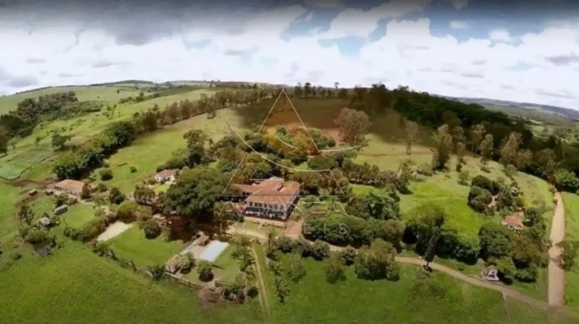 Foto 2 de Fazenda / Haras com 8 quartos à venda, 2613600m2 em Descalvado - SP