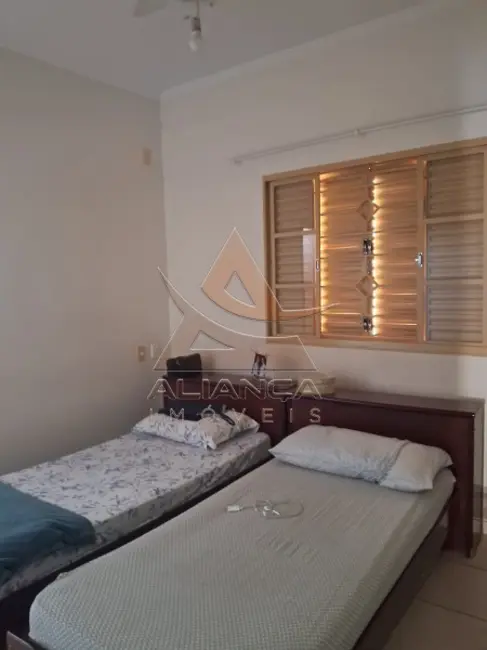 Casa com 4 quartos à venda, 261m2 em City Ribeirão, Ribeirao Preto - SP - imagem 6 Foto 6 de Casa com 4 quartos à venda, 261m2 em City Ribeirão, Ribeirao Preto - SP