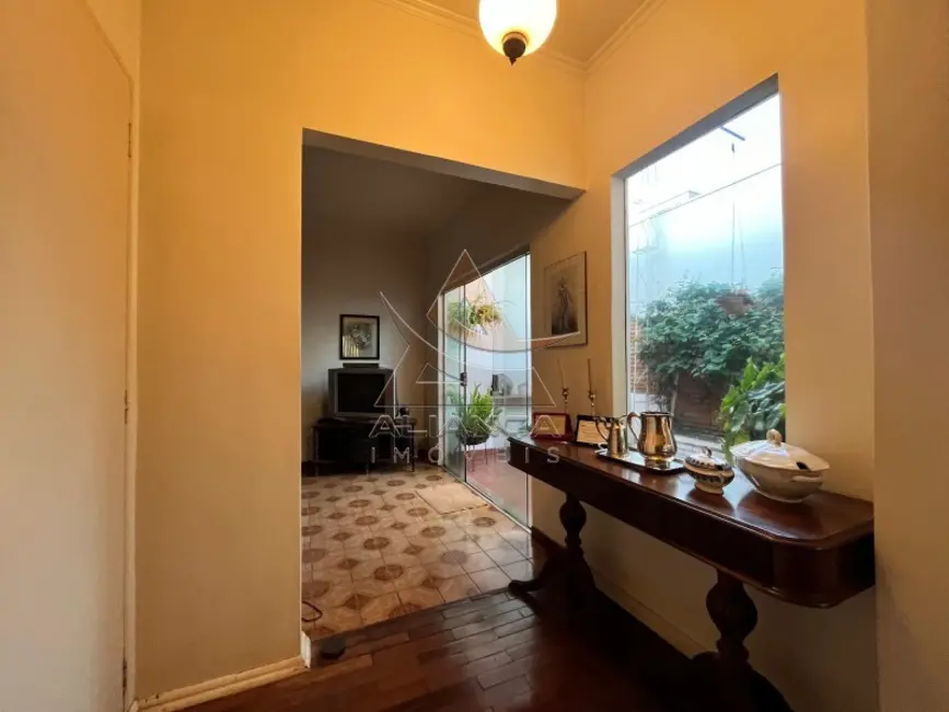 Casa com 3 quartos à venda, 186m2 em Jardim Macedo, Ribeirao Preto - SP - imagem 5 Foto 5 de Casa com 3 quartos à venda, 186m2 em Jardim Macedo, Ribeirao Preto - SP