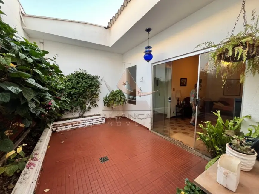 Casa com 3 quartos à venda, 186m2 em Jardim Macedo, Ribeirao Preto - SP - imagem 8 Foto 8 de Casa com 3 quartos à venda, 186m2 em Jardim Macedo, Ribeirao Preto - SP